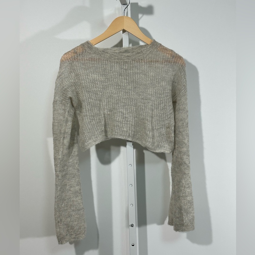 Sleeping on Snow Anthropologie Cropped Fuzzy Alpaca Wool Sweater  Gray, Size M